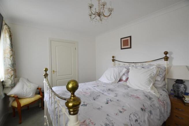 bed 1..JPG