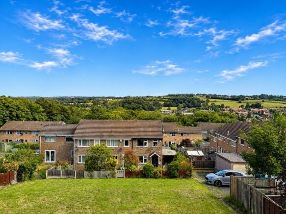 3 bed Terraced for sale Image 11