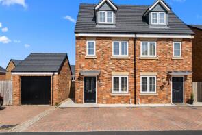 22, Woodrush Gardens, Hartlepool TS27 3DE