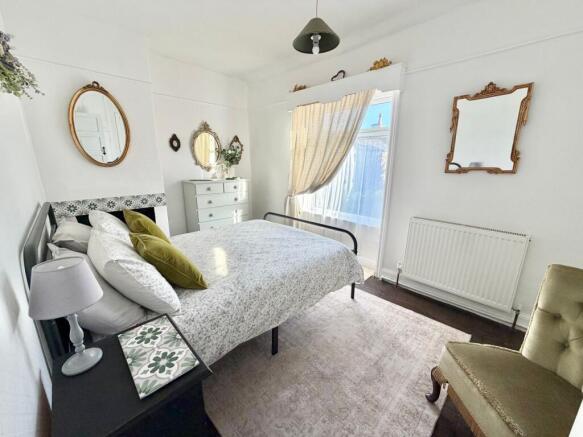 2 bed Terraced for sale Image 9