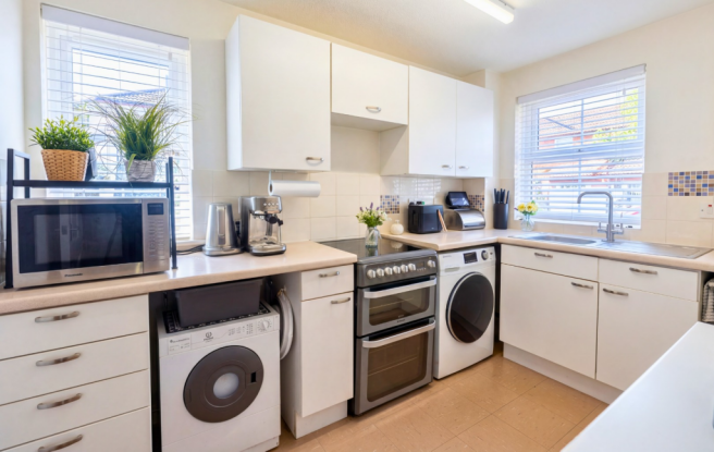 Woodley, Reading, Berkshire, RG5 photo 4