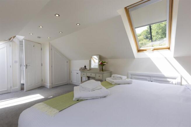 Bedroom 10.JPG