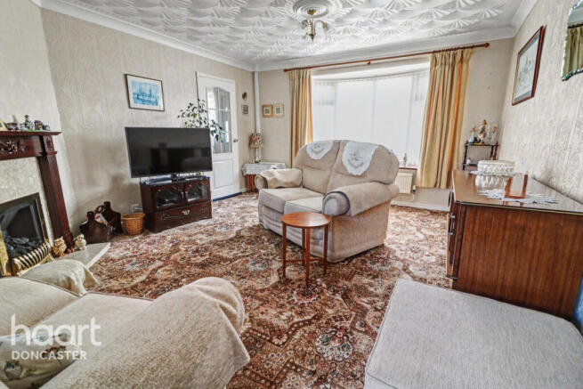 3 bed Semi-Detached for sale Image 5