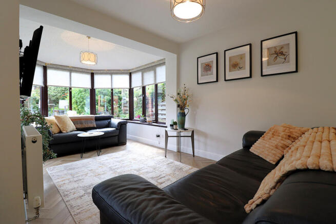 4 bed Detached for sale Image 12