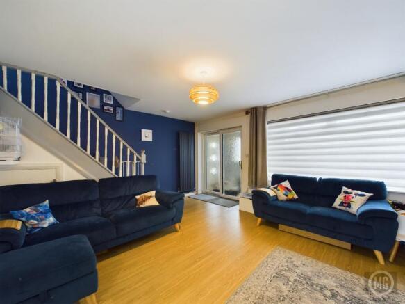 Lounge with Front Aspect