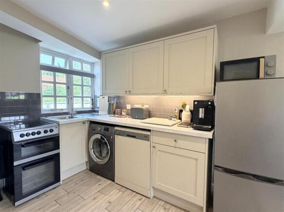 2 bed End of Terrace for sale Image 4