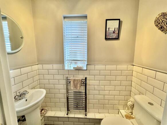 GROUND FLOOR WC