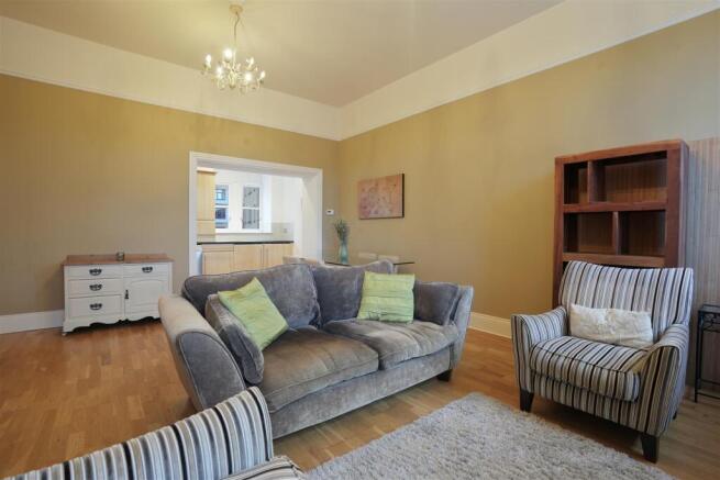 2 bed Apartment for sale Image 5