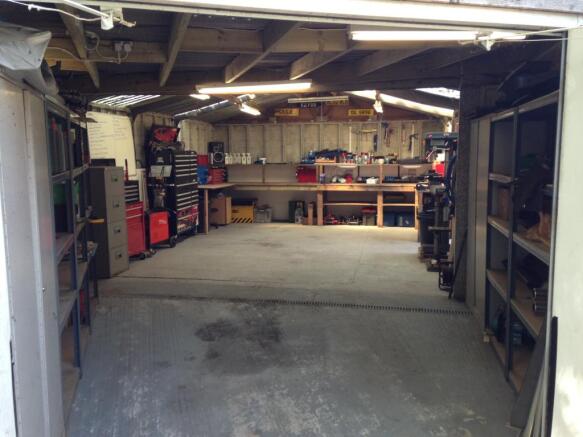 Photo 13