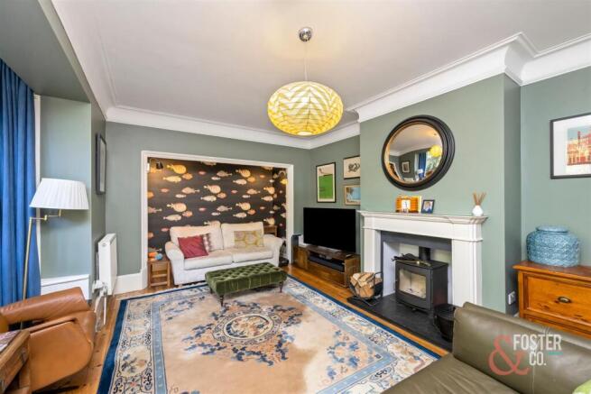 Silverdale Avenue, Hove photo 3