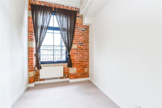 2 bed Apartment for sale Image 9