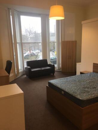 1 bed Apartment to rent Image 10