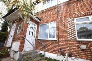 19, Grantham Gardens, Romford RM6 6HH