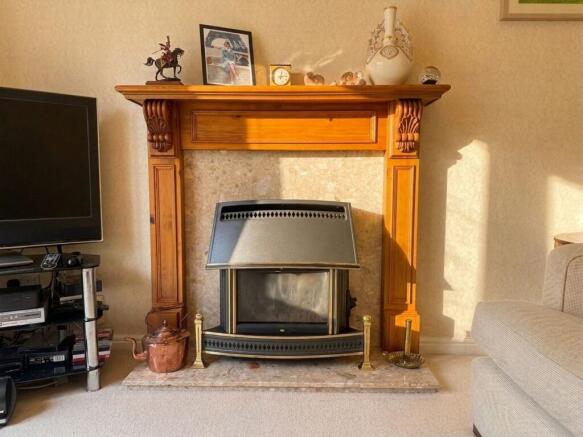 4 bed Detached for sale Image 8