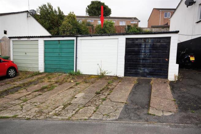 Garage1.jpg