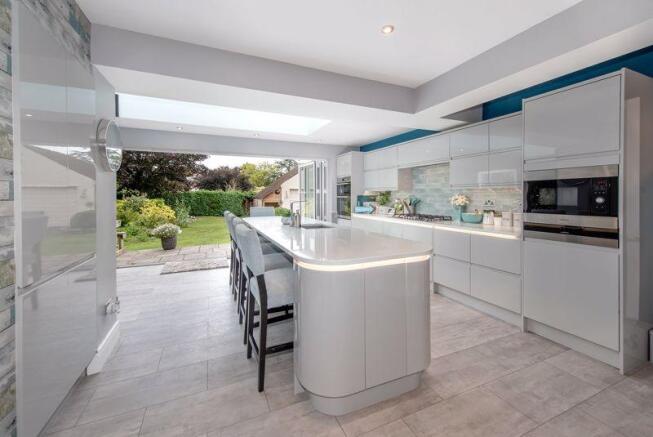 Kitchen/family...