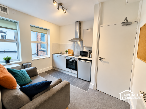 Living: Kitchen