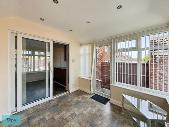 3 bed Semi-Detached for sale Image 7
