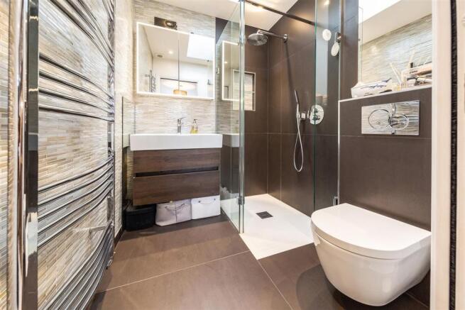 En Suite Shower Room