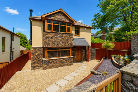 South Road, Sully, Penarth