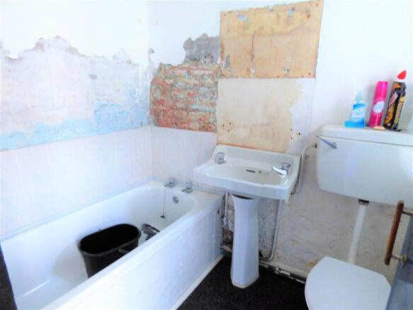 bathroom.JPG