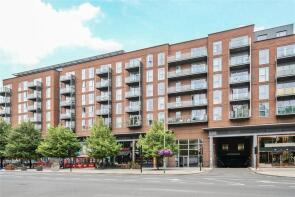 Flat 213, The Heart, Walton-on-thames KT12 1GB