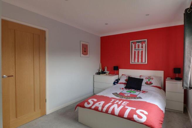 Bedroom 2 (Double)