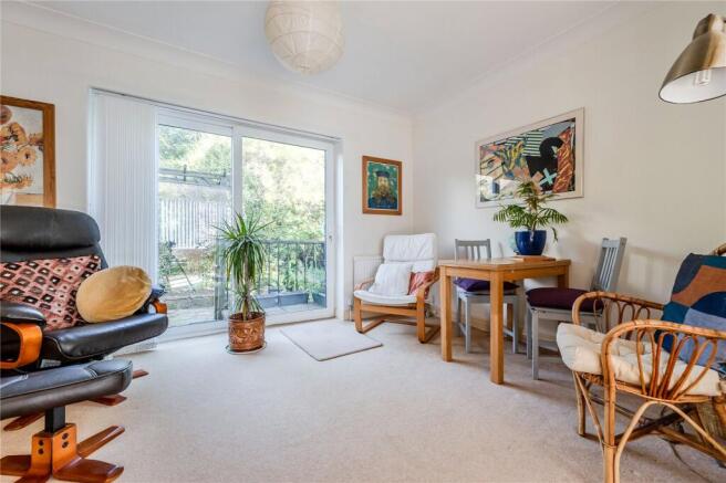 4 bed Detached for sale Image 3