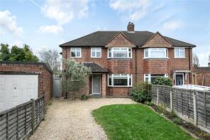 7, Priory Close, Hampton TW12 2QA