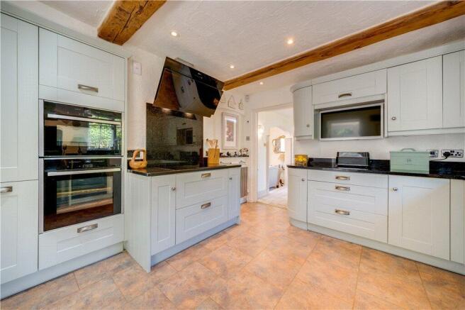 3 bed Detached for sale Image 4