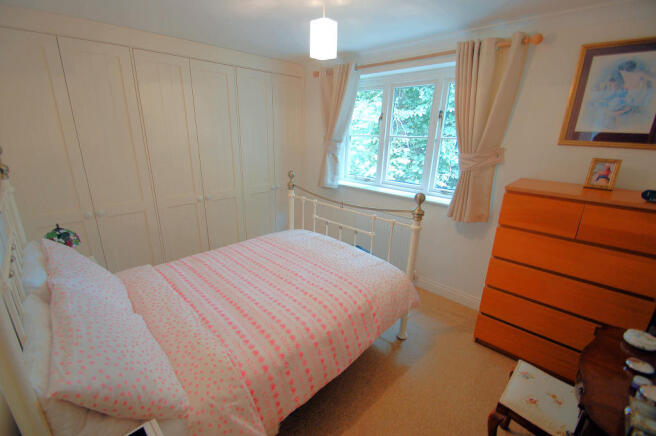 Baytree Cott Bed 1.JPG