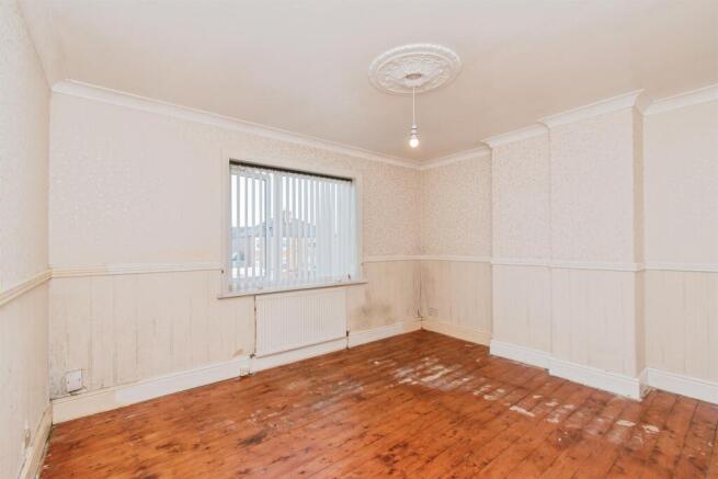 3 bed Semi-Detached for sale Image 9