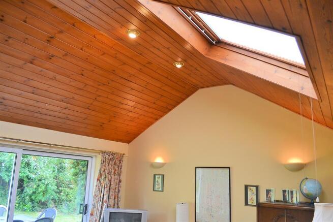 Lounge ceiling