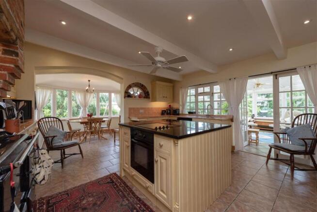 Aga Kitchen/Family