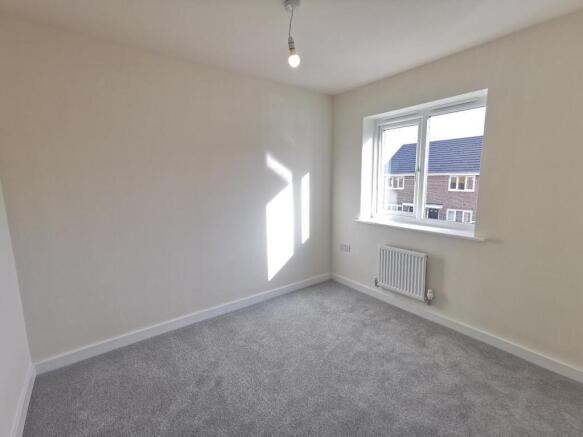 3 bed Semi-Detached for sale Image 7