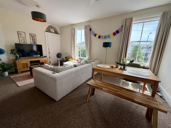 LIVING ROOM 1.jpeg