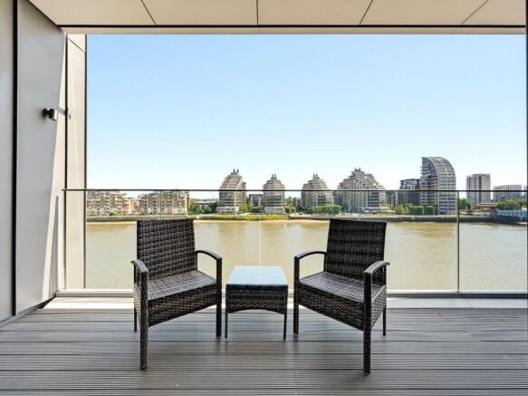 Riverwalk Apartments