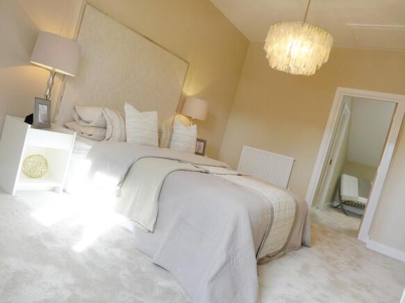 3 bed Semi-Detached for sale Image 4