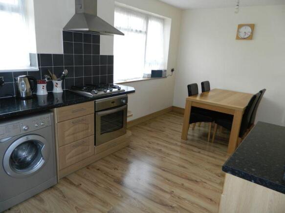 Kitchen Pic 2
