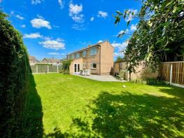 8, Willow Lane, Rossington, Doncaster DN11 0EQ