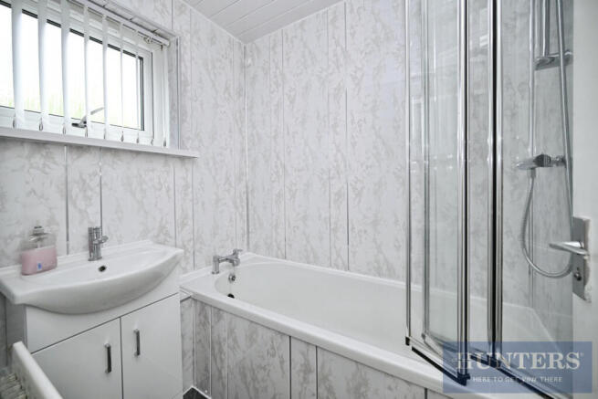 2 bed Terraced to rent Image 8