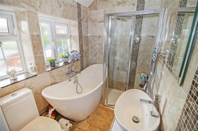 Bathroom/Shower/Wc