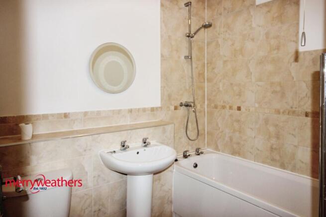 2 bed Town House for sale Image 8