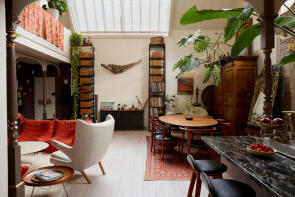 Studio Flat, 18, Addison Grove, Chiswick, London W4 1ER