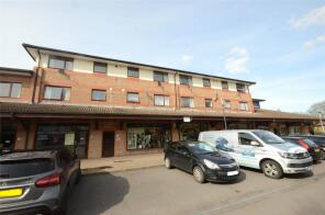 12, Falkners House, Falkners Close, Fleet GU51 2XF