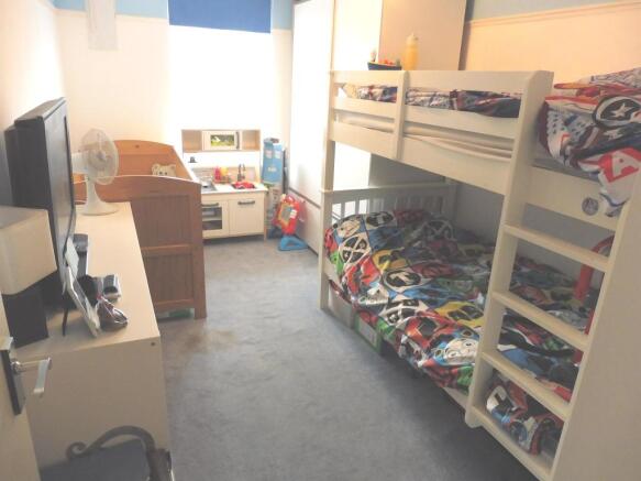 Photo 8