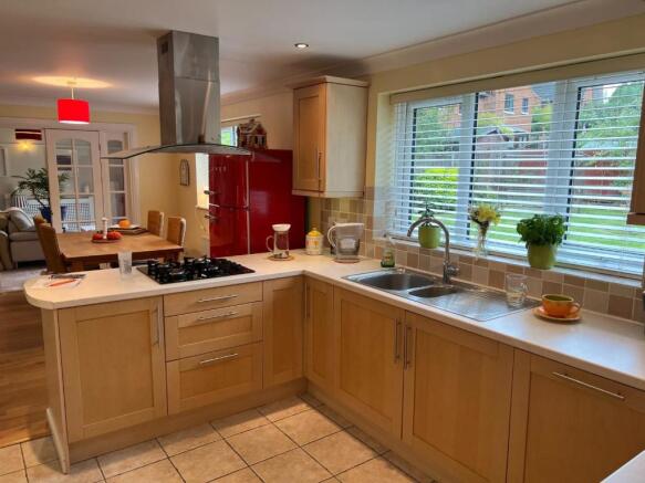 Crowborough Lane Kithen.JPG