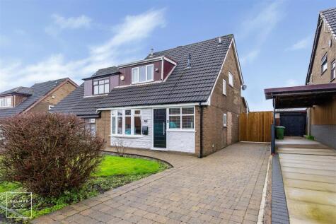 Kenwood Avenue, Leigh, WN7