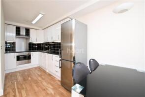 Flat 2, Eaton Mansions, Eaton Road, Sutton SM2 5ED