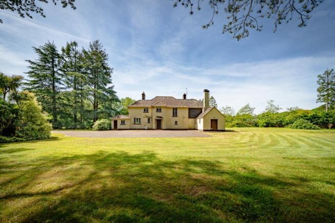 Larchwood 1